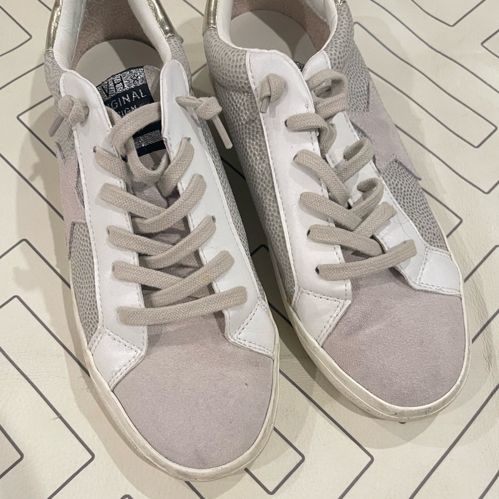 Vintage Havana Flair Sneakers - Picture 4 of 14